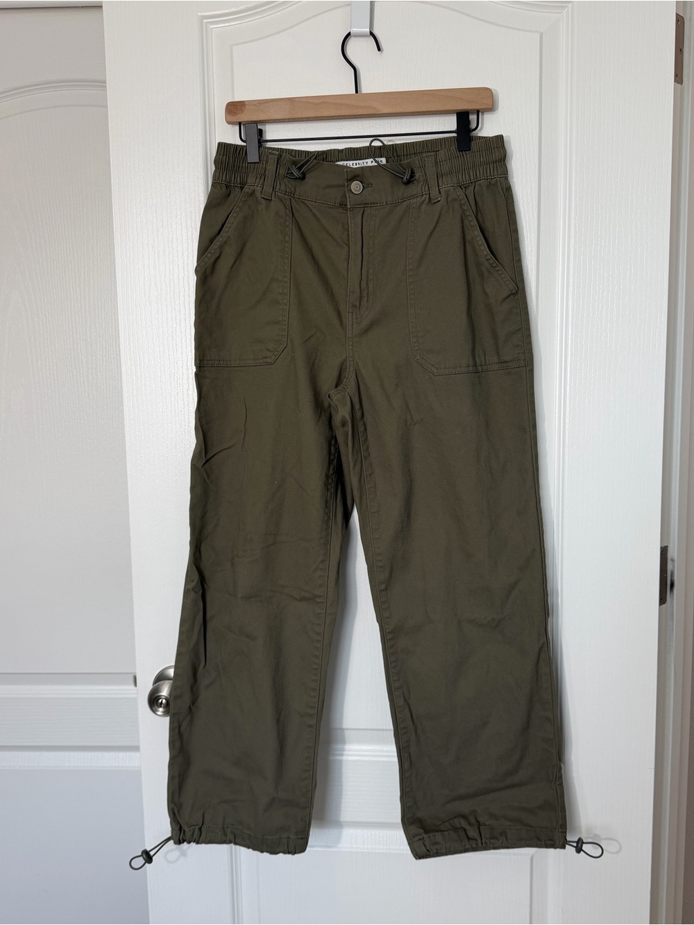 Celebrity Pink Women’s Cargo Pants Green Large